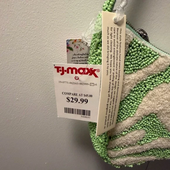 Green and Cream Women's Bag - Picture 3 of 4